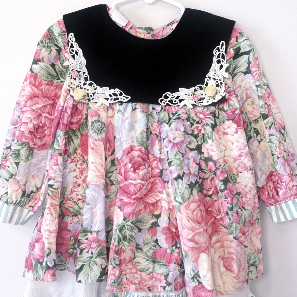 Vintage Youngsport Floral Girls Dress | Velvet Collar & Lace | Cottagecore